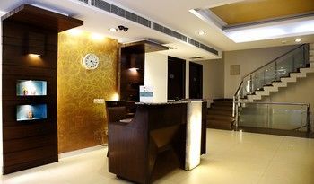 Fabhotel Oasis Dlf Phase 3 Gurgáon Kültér fotó